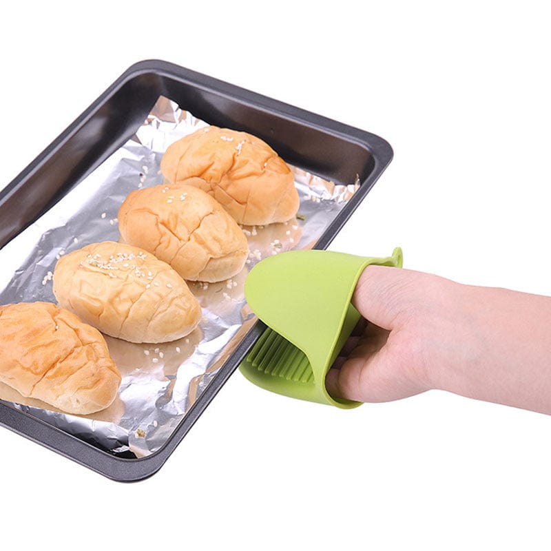 Silicone oven gloves